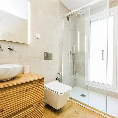 5br With Pool | Fonte Da Telha
