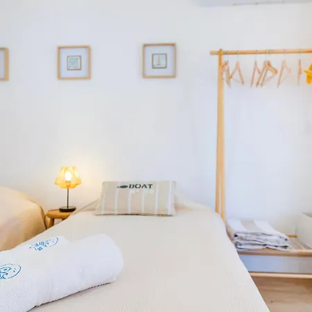 5br With Pool | Fonte Da Telha Feriehus Charneca (Setubal)